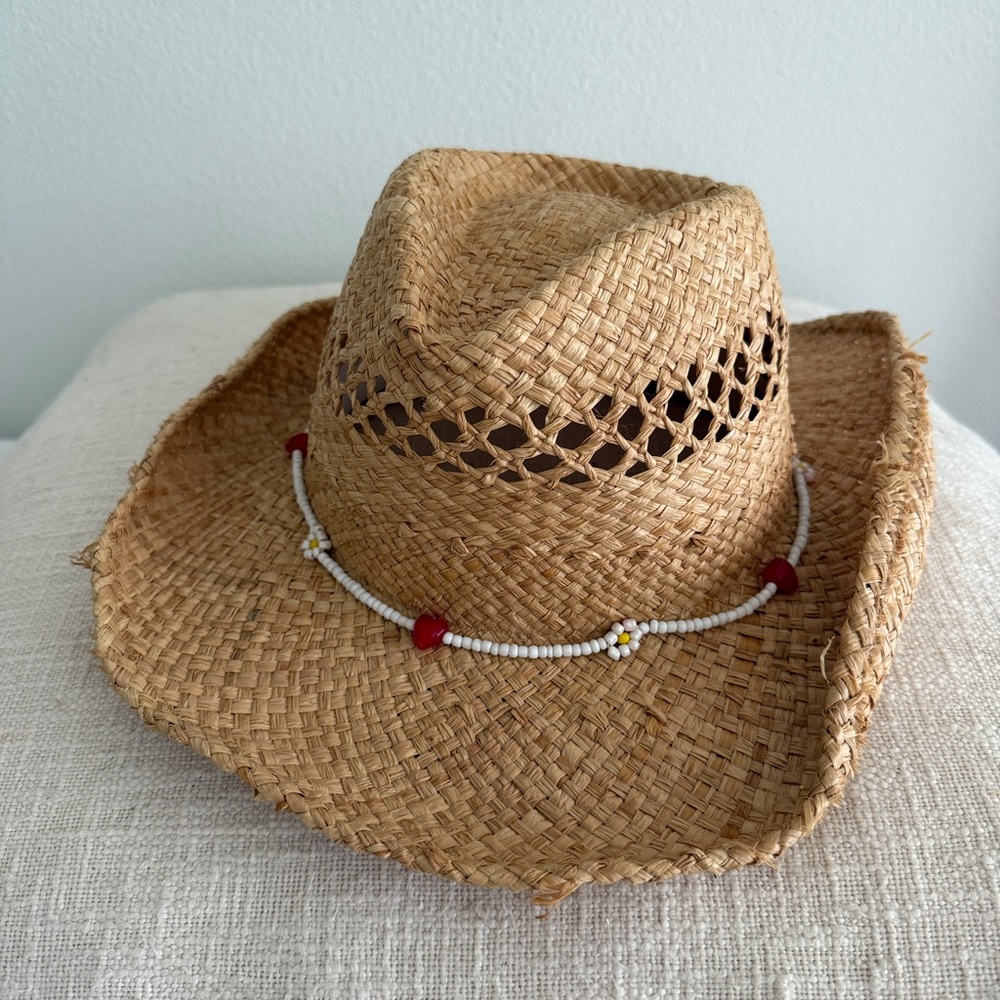 RARE — LOC Devon loc Cowboy Hat with Beaded heart Band